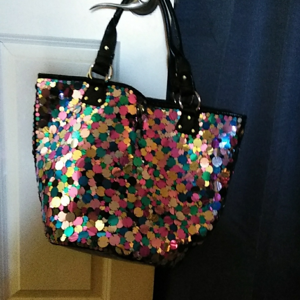 Purse - Picture 2 of 6